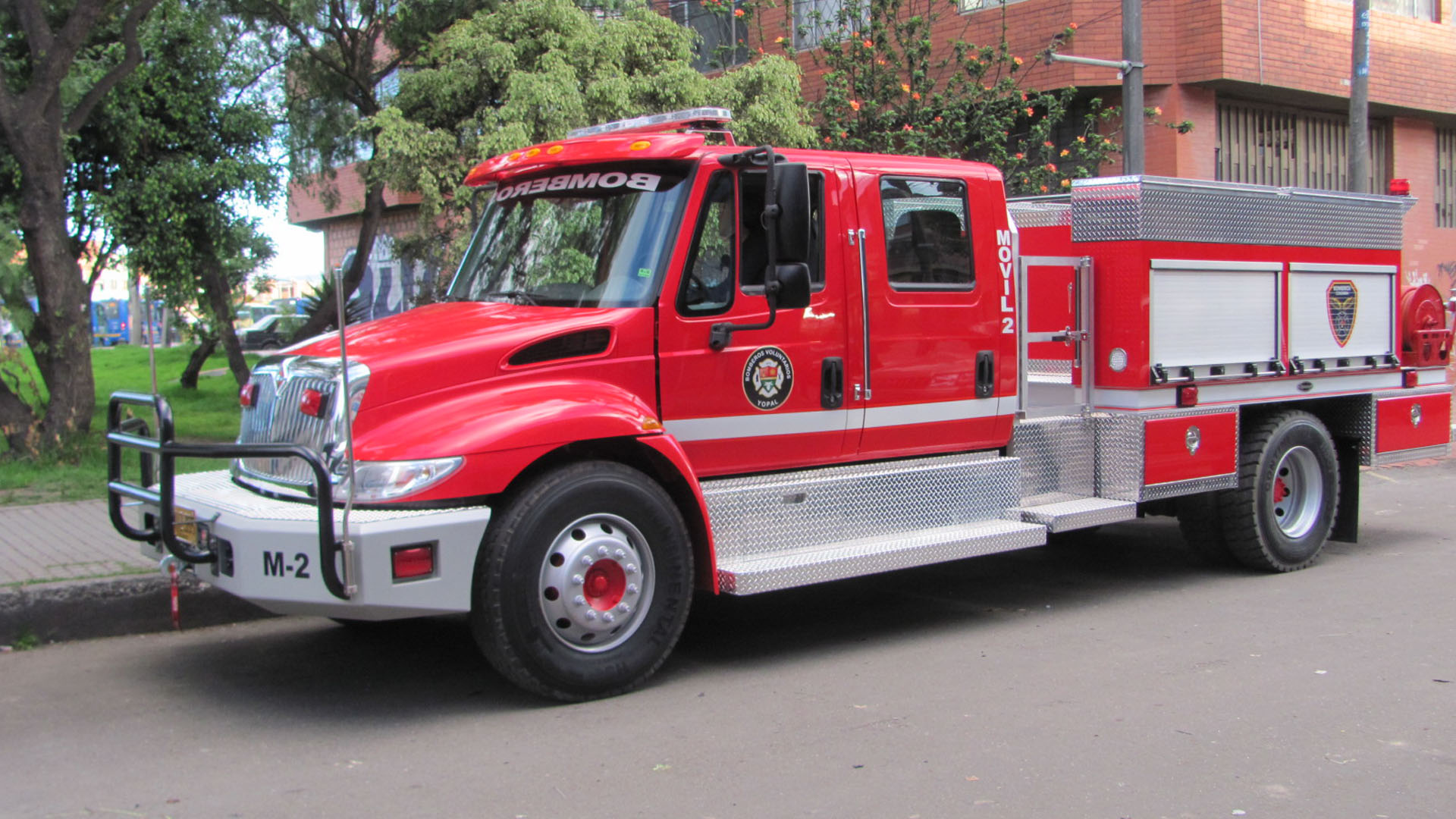 International Durastar 4300 Lite